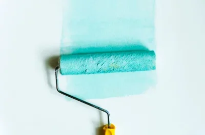 Peinture intérieure à Écrille — murs, plafonds et boiseries